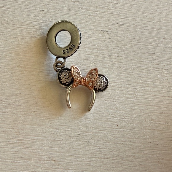 Mini Mouse Ears Charm - Picture 3 of 5